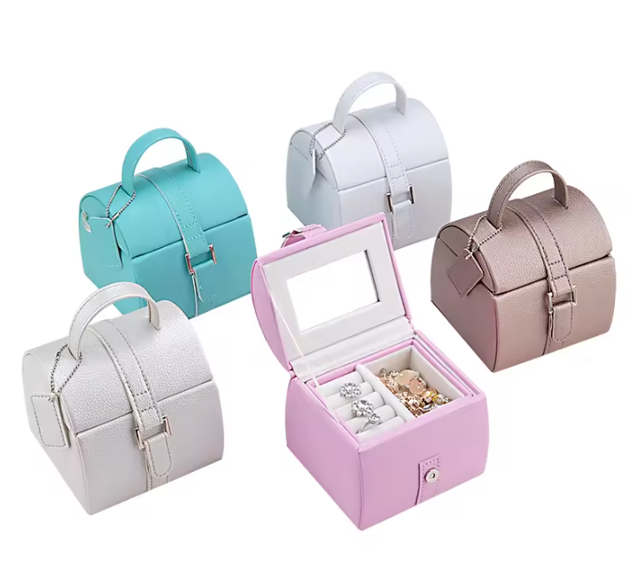 /uploads/image/2024/05/05/Wholesale All Purpose Portable Handle Locking Drawer Jewelry Organizer Mirrored Make up Jewelries Box.png